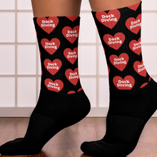 Load image into Gallery viewer, Allover Dock Diving in Heart Socks-Black
