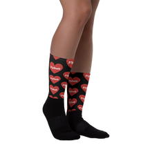 Load image into Gallery viewer, Allover Flyball in Hearts Socks-Black
