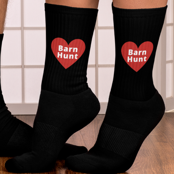 Barn Hunt in Heart Socks-Black